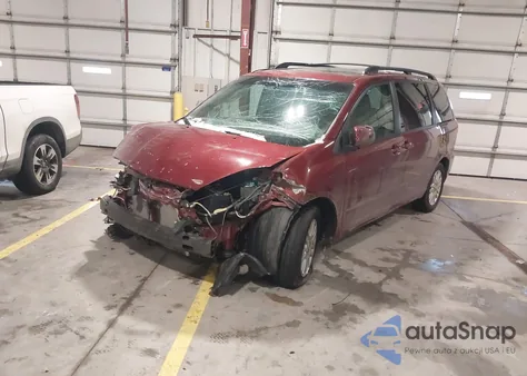 2010 Toyota Sienna Xle from USA, damaged, VIN 5TDYK4CC0AS329421